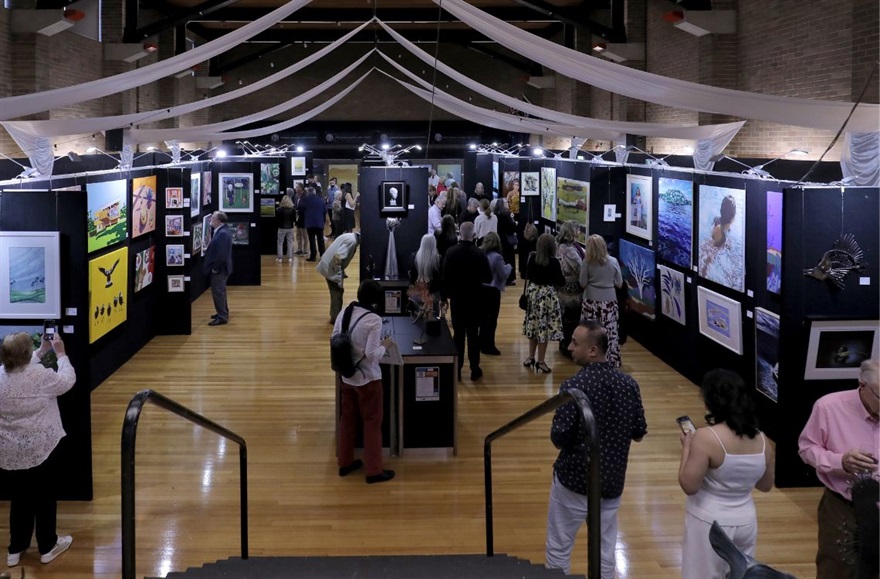 Crowd-shot-of-the-2024-Hunters-Hill-Art-Exhibition.jpg