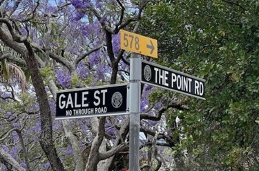 New street sign on the corner of Gale St and The Point Rd